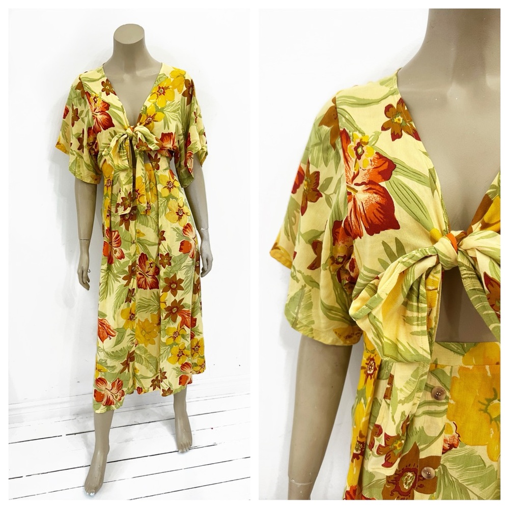 Faithful The Brand yellow floral tie front dress with peekaboo. Size S.